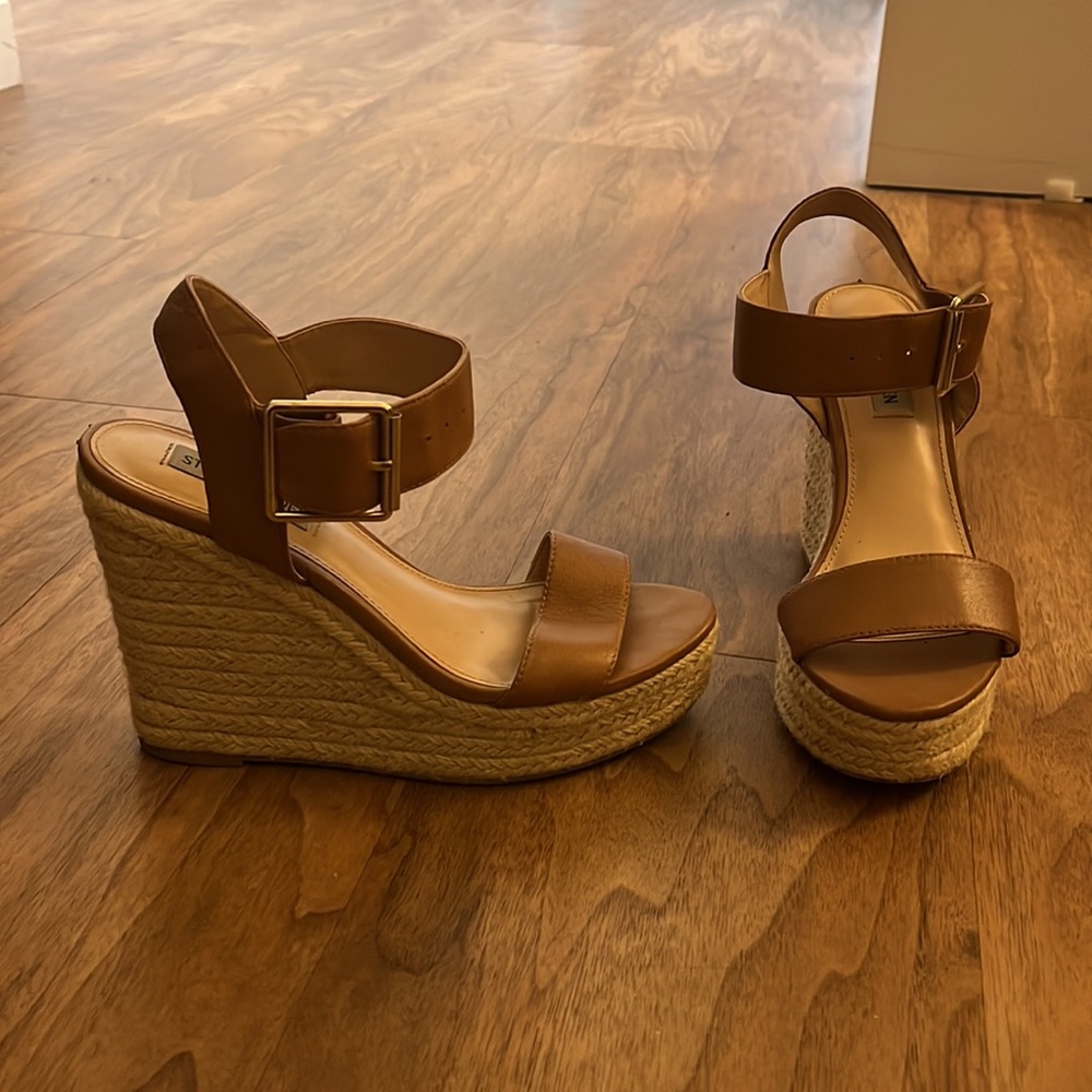 Steve Madden Brown Wedges 7.5